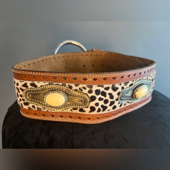 Beautiful Italian Crafted Belt - Picture 3 of 10